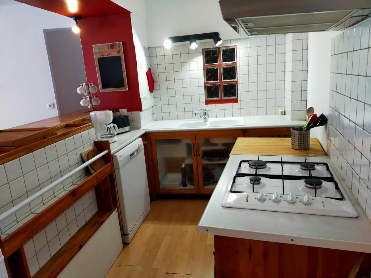 Agreable Appartement De 48 M² En Rdc Ла-Бурбуль Экстерьер фото